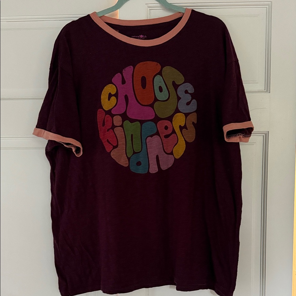 NATURAL LIFE Burgundy 'Choose Kindness' Tee